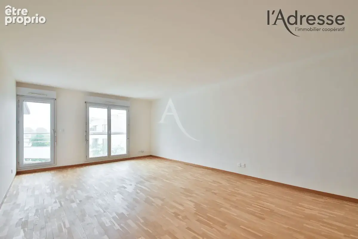 Appartement familial 4 pièces avec 2 balcons, 2 parkings et cave - photo 2