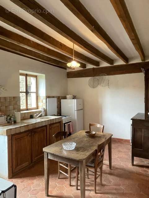 Maison à SAINT-REMY-LA-VANNE