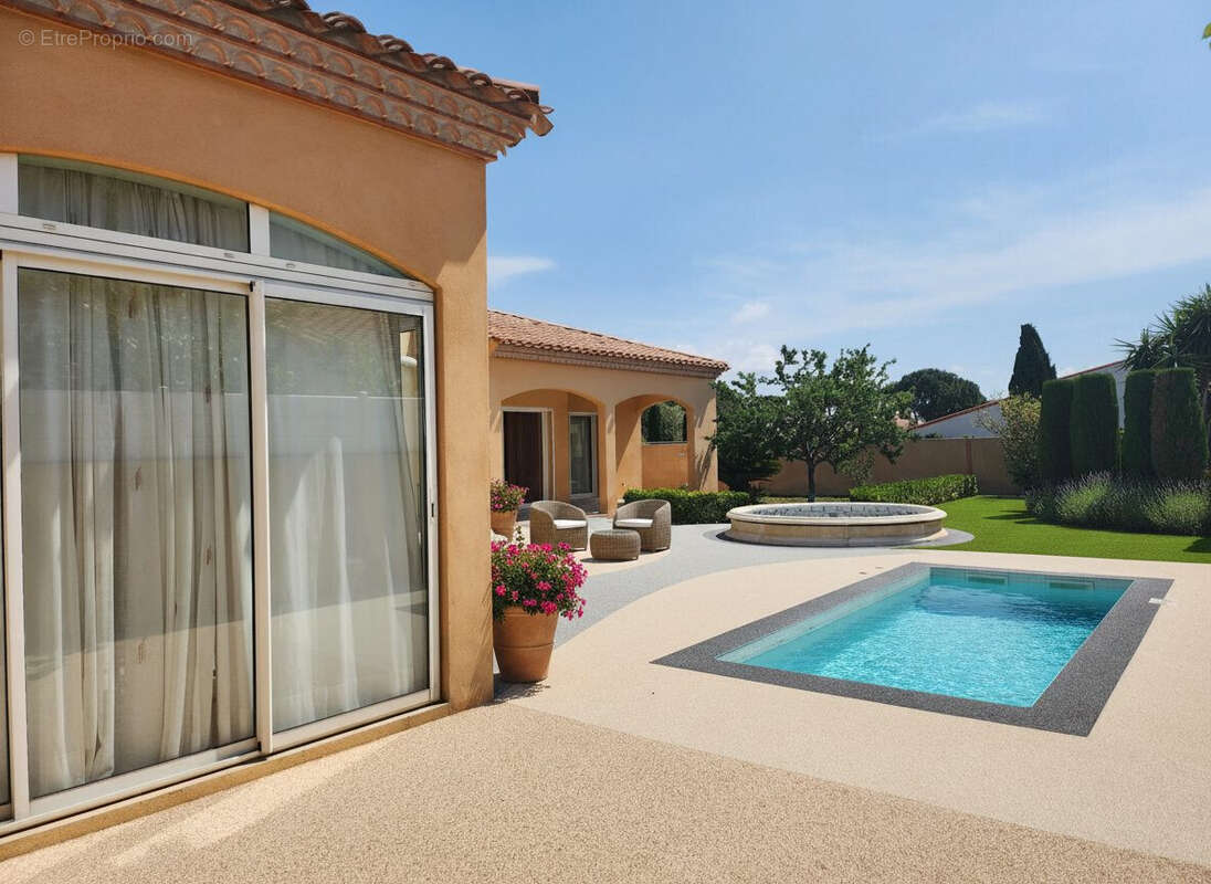 Maison à SAINT-CYPRIEN