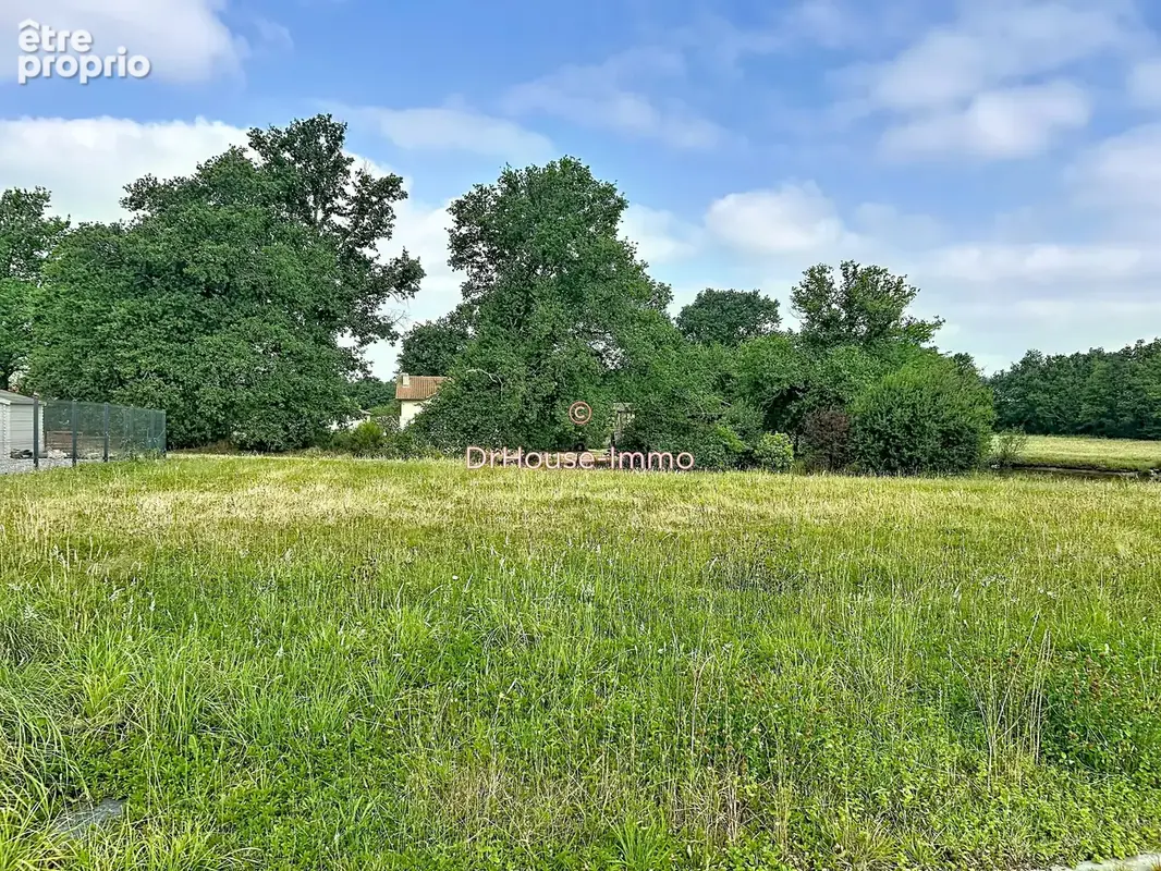 Terrain 834 m² à vendre à Cazeres-Sur-L'adour (40270) - photo 3
