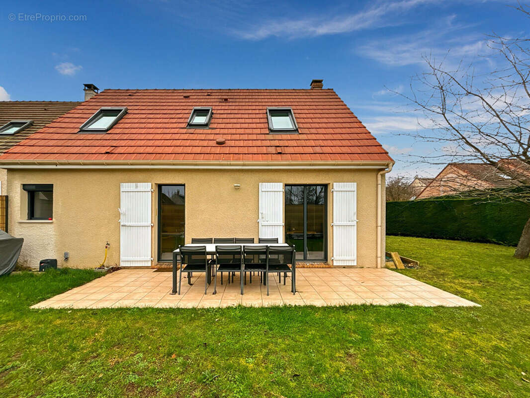 Maison à VERNEUIL-SUR-SEINE