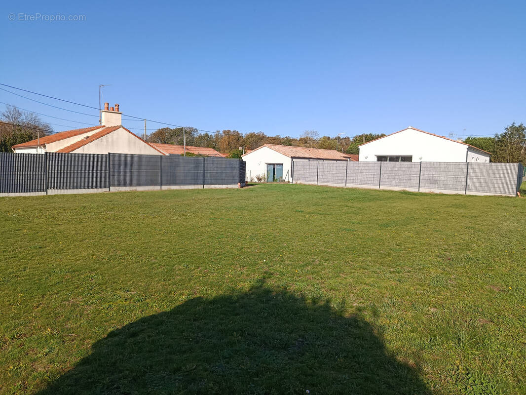 Terrain à ARTHON-EN-RETZ