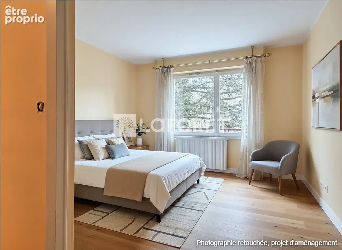MAISON DE BOURG - LE RHEU - 8 pièces, 5 chambres - 187 m2 - Parcelle 566 m2 - photo 13