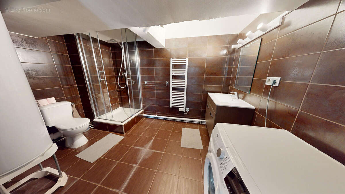 Appartement à AUBERVILLIERS