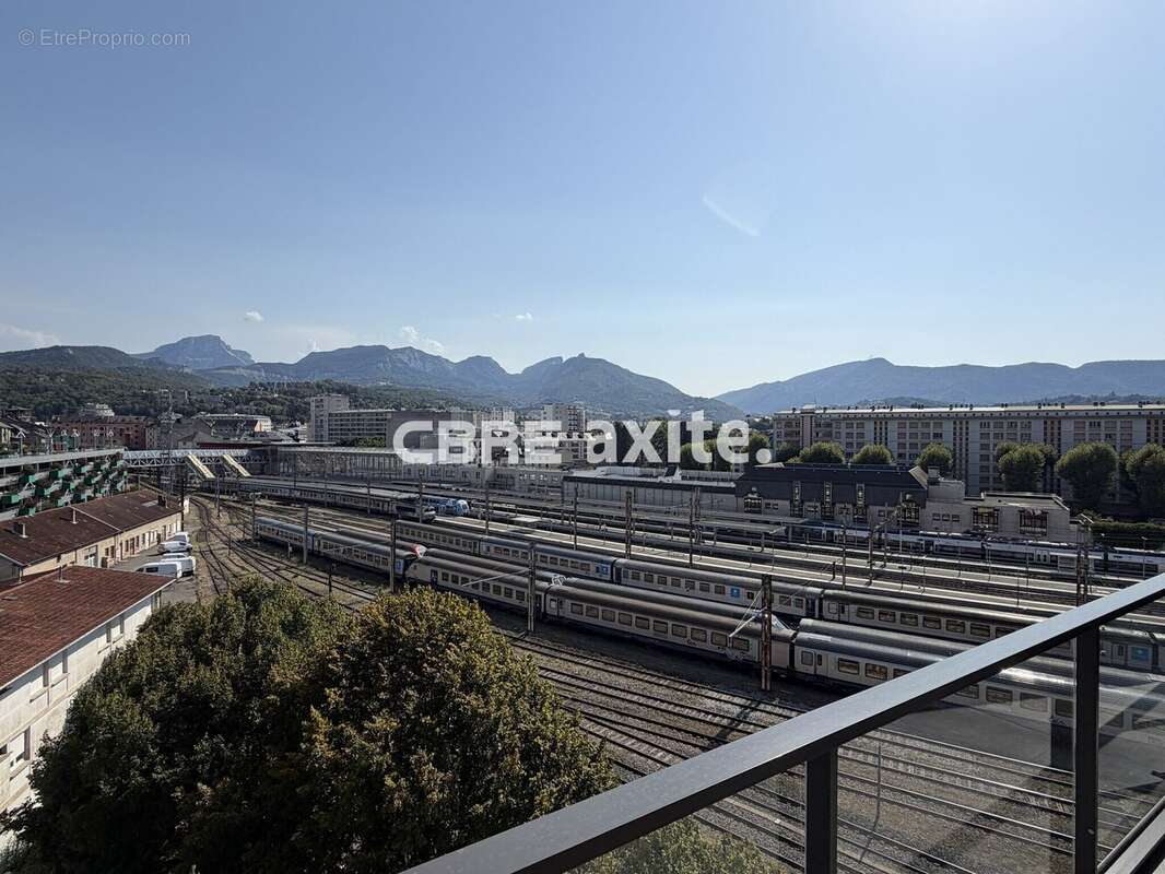Commerce 301 m² à Chambery  - photo 6