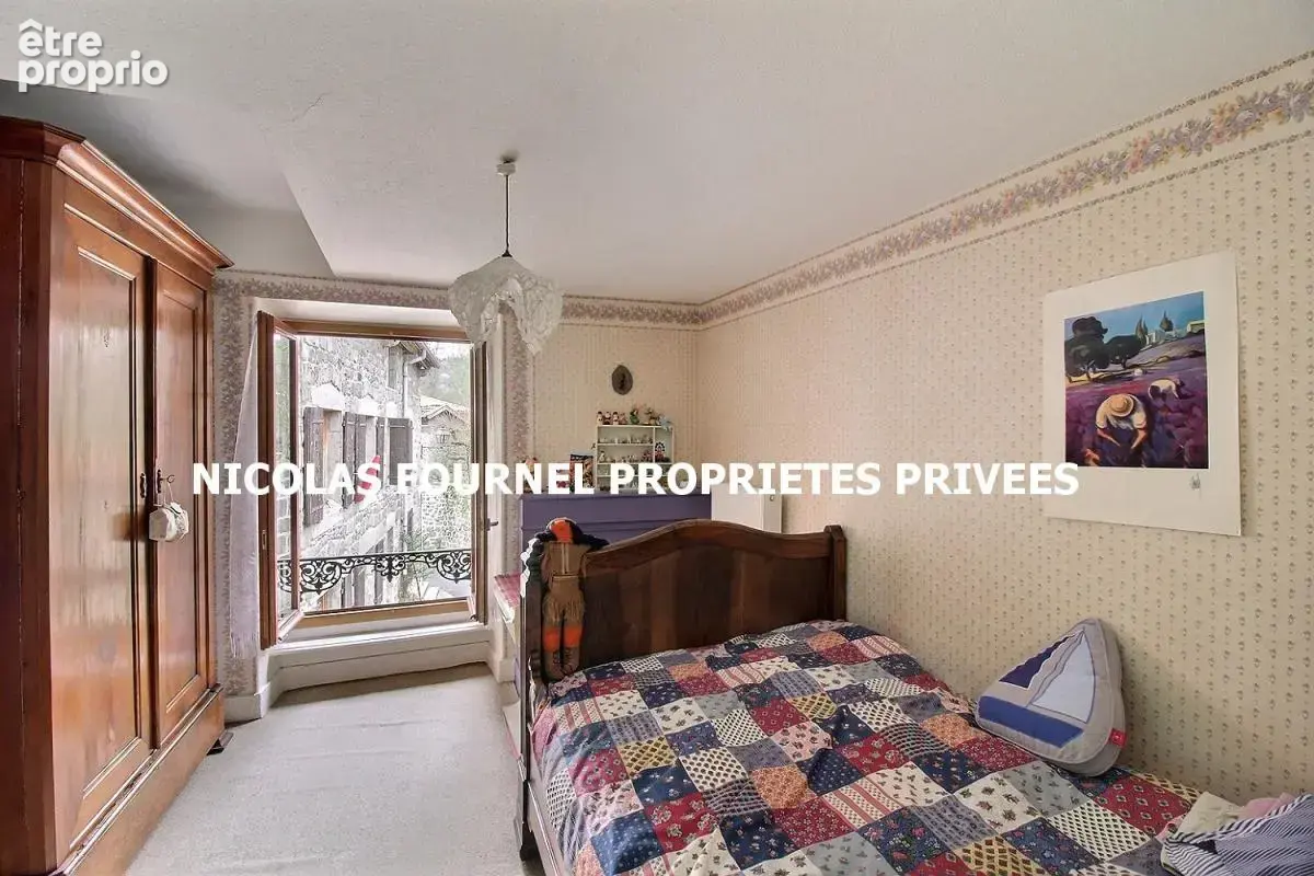Saint Romain Lachalm 43620 Centre bourg Maison de village en pierre à rénover 61m² habitables - photo 6