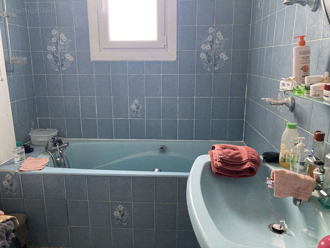 Appartement à CONDE-SUR-NOIREAU