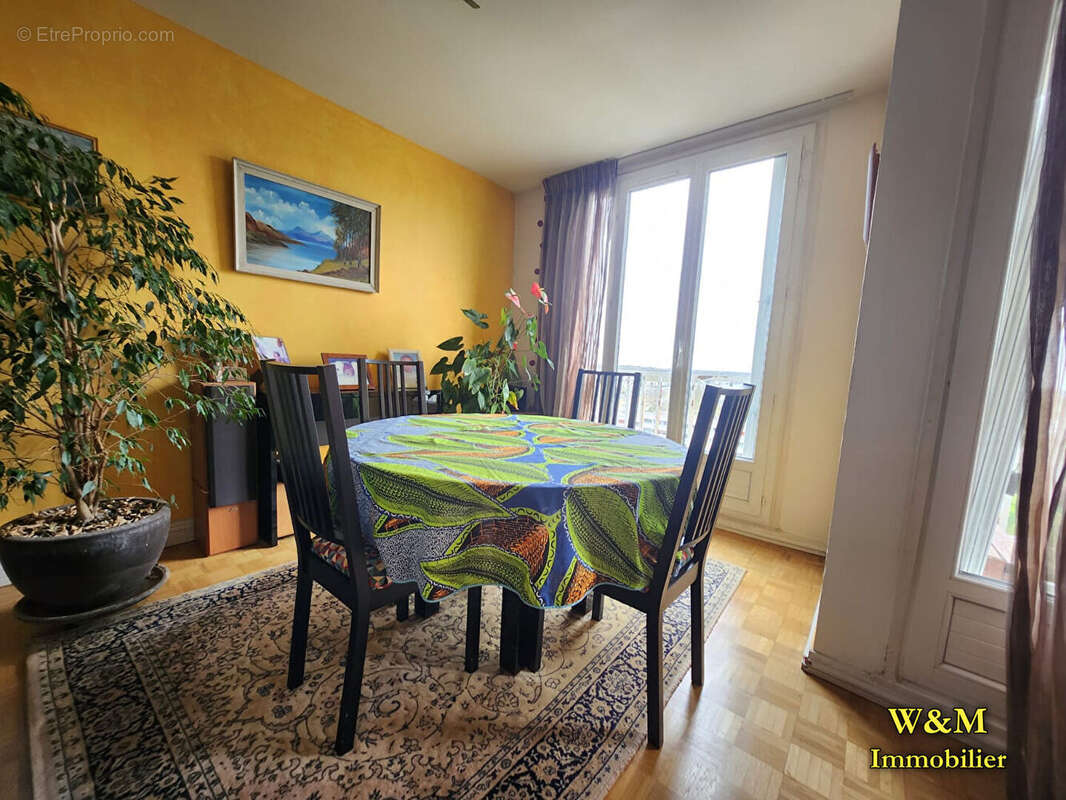 Appartement à LONGJUMEAU