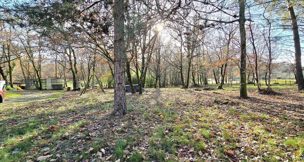 Maison à SAINT-ASTIER