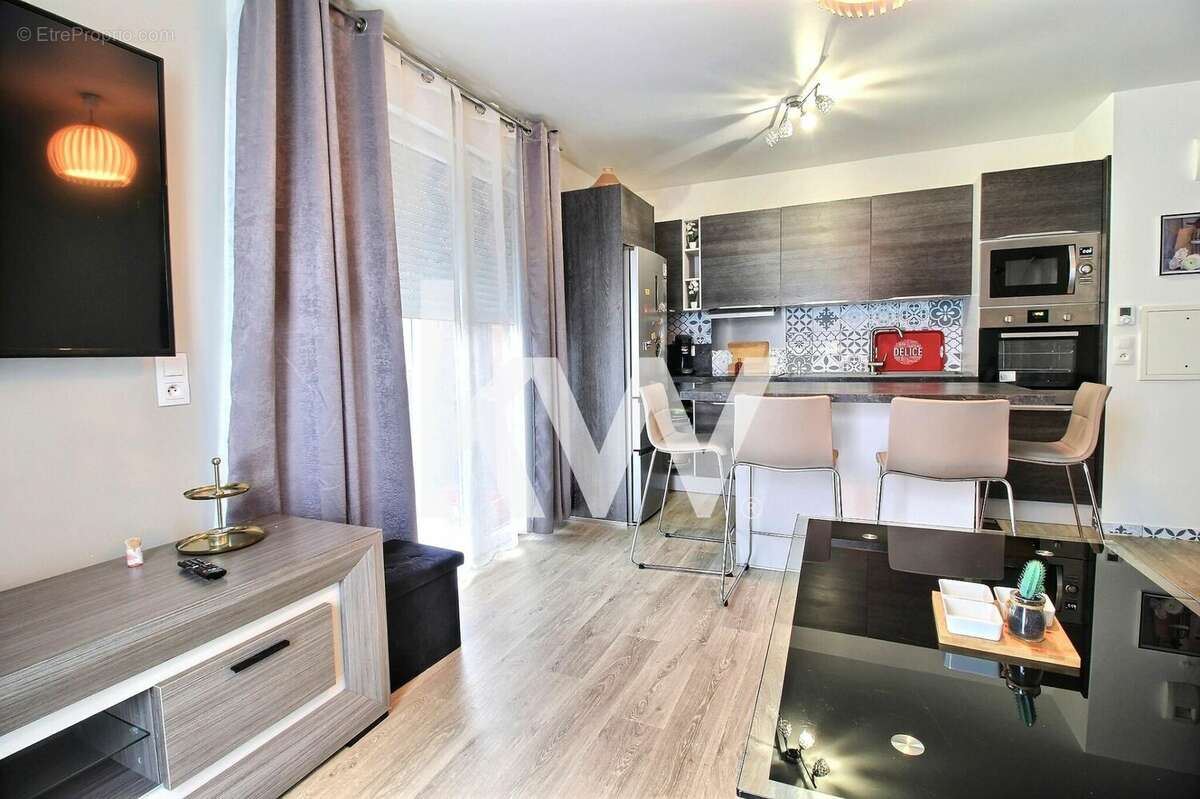 Appartement à CORBEIL-ESSONNES