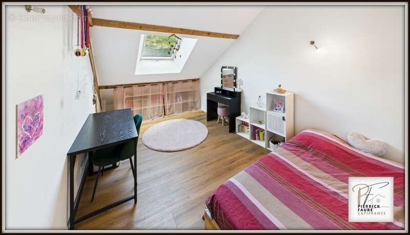 Maison à VILLAR-SAINT-PANCRACE