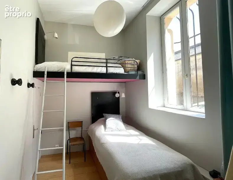 Élégant loft aux volumes remarquables dans le quartier Saint-Louis - photo 7