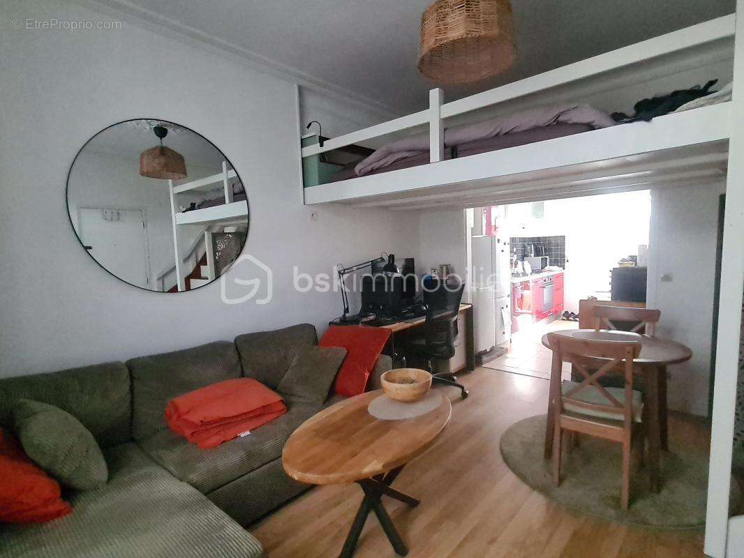 Appartement à ETRECHY