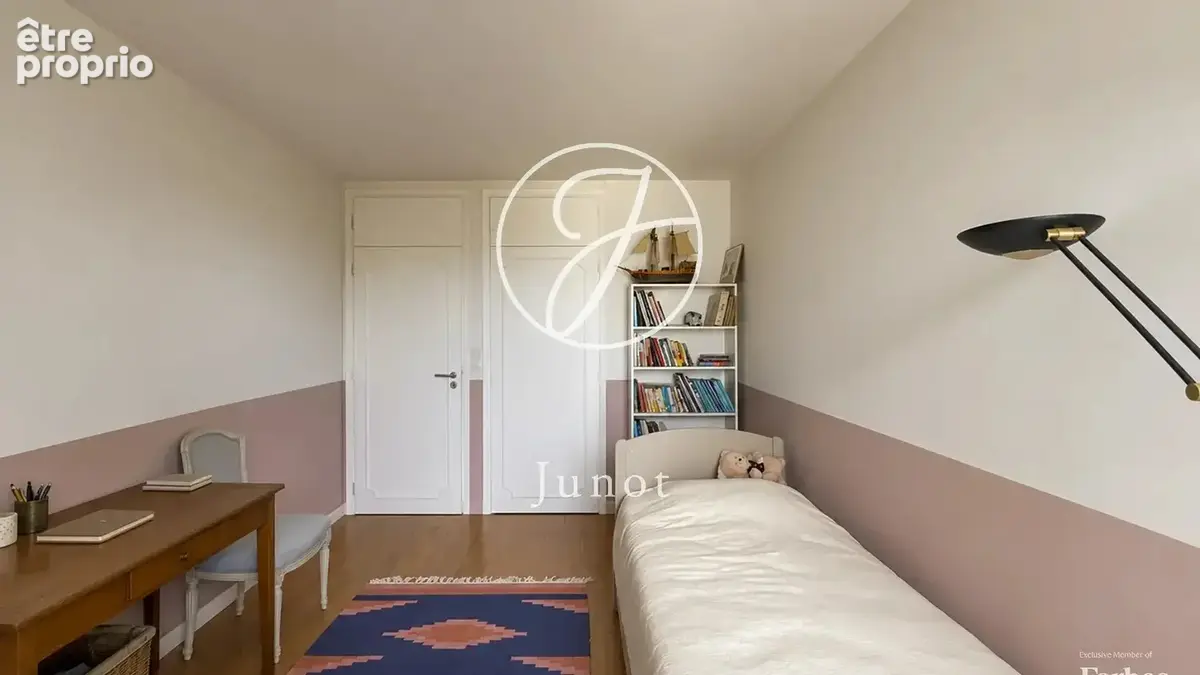 Roubaix – PARC BARBIEUX – Appartement  – 5 pièces – 159,14m² – 4 chambres – Terrasse – Garage – Cave - photo 10