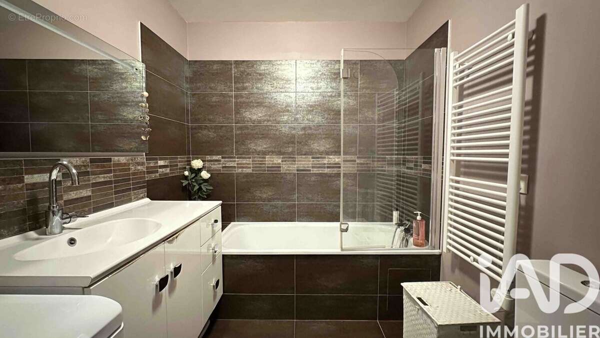 Photo 5 - Appartement à HOUILLES