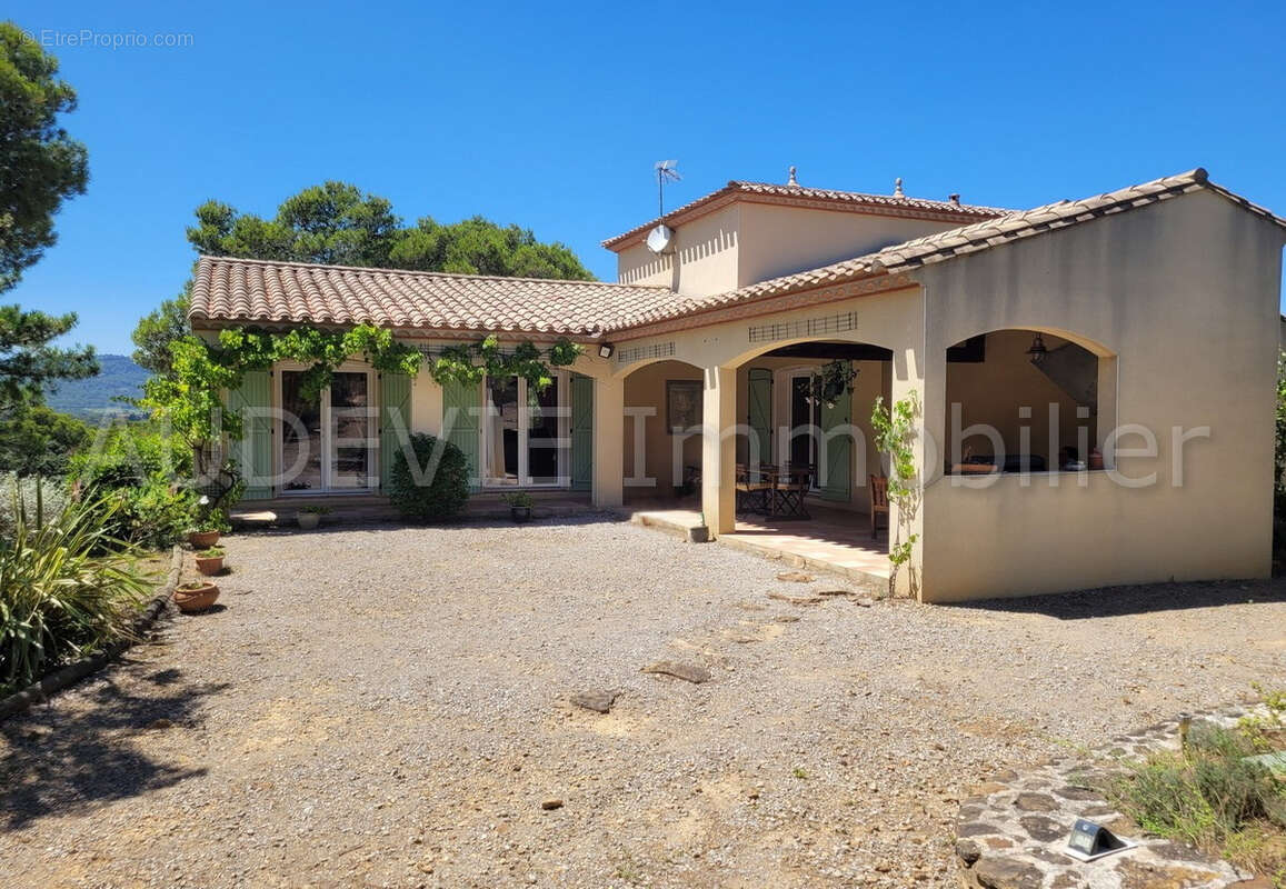 Maison à THEZAN-DES-CORBIERES