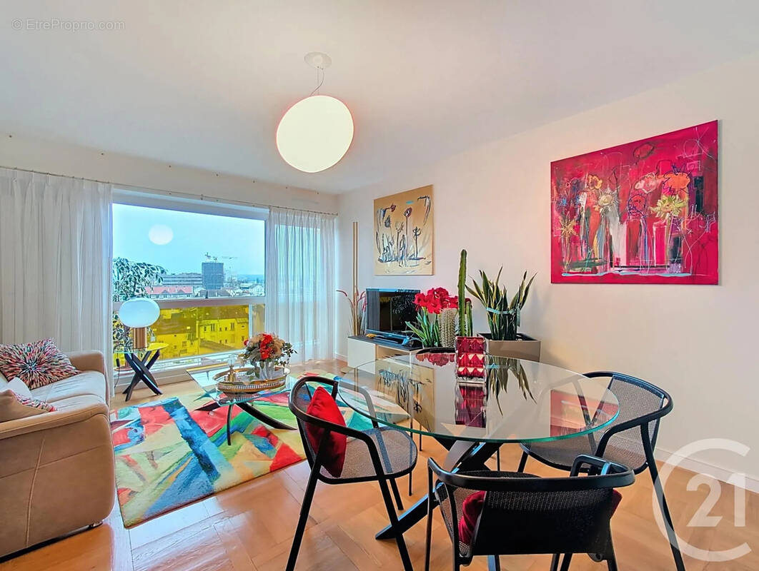 Appartement à MELUN