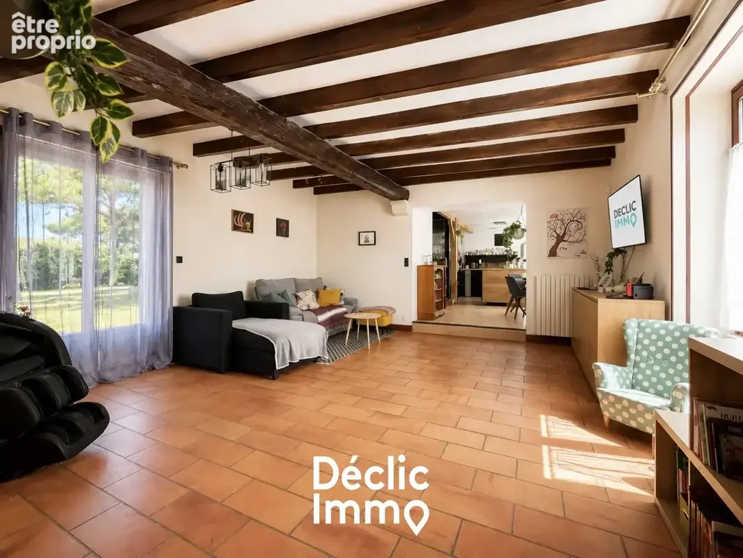 Maison de caractère rénovée avec piscine et grand jardin - photo 5