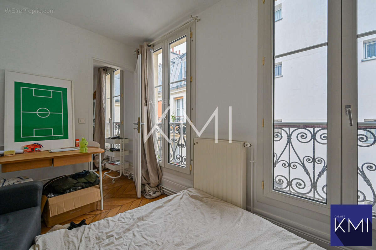 Appartement à PARIS-11E