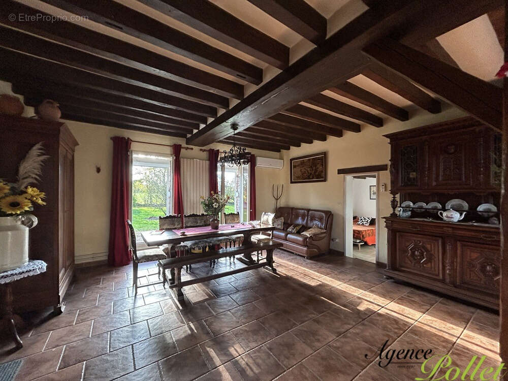 Maison à POILLY-LEZ-GIEN