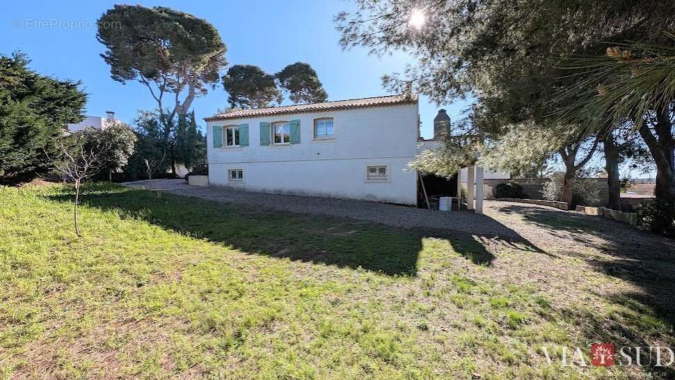 Dans le charmant village de CERS - Villa de plain-pied sur un grand terrain - photo 4
