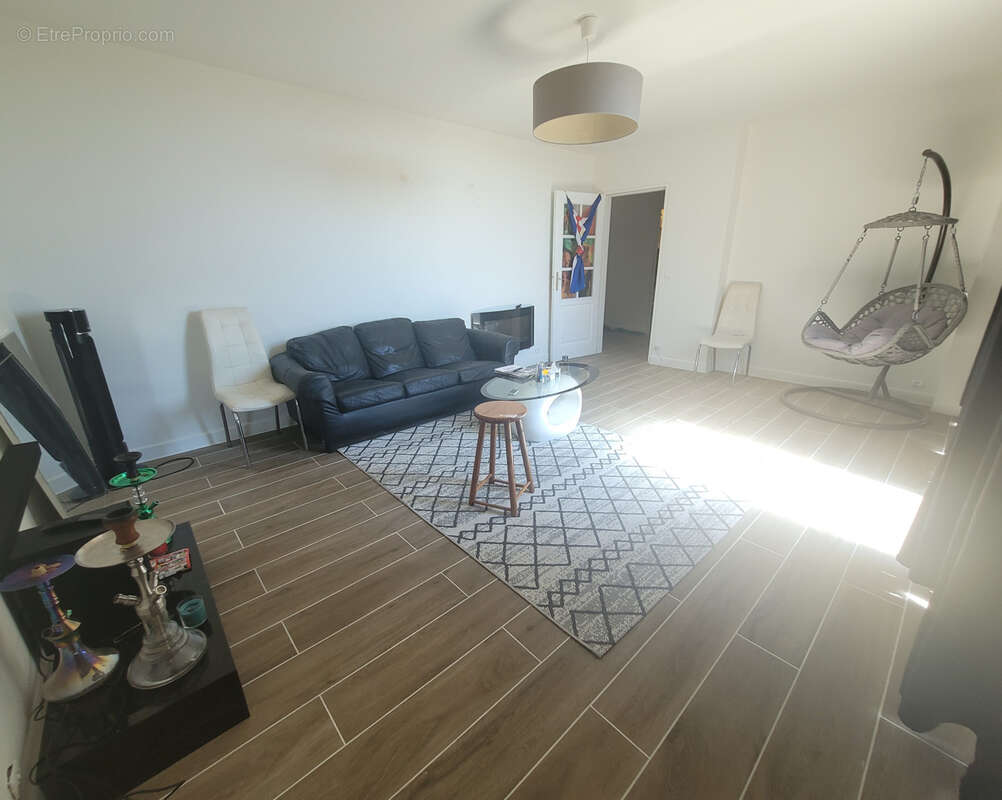 Appartement à VILLIERS-LE-BEL