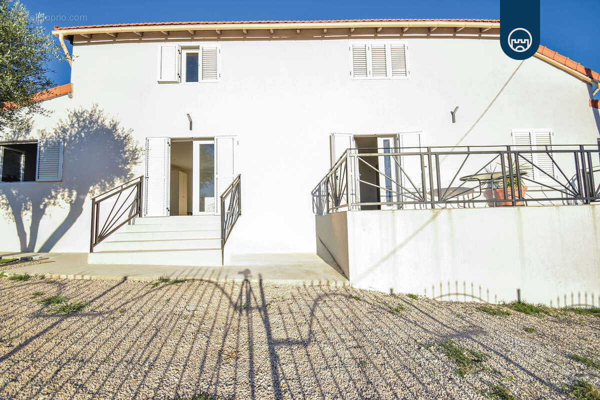 Maison à SAINT-ANDRE-DE-LA-ROCHE