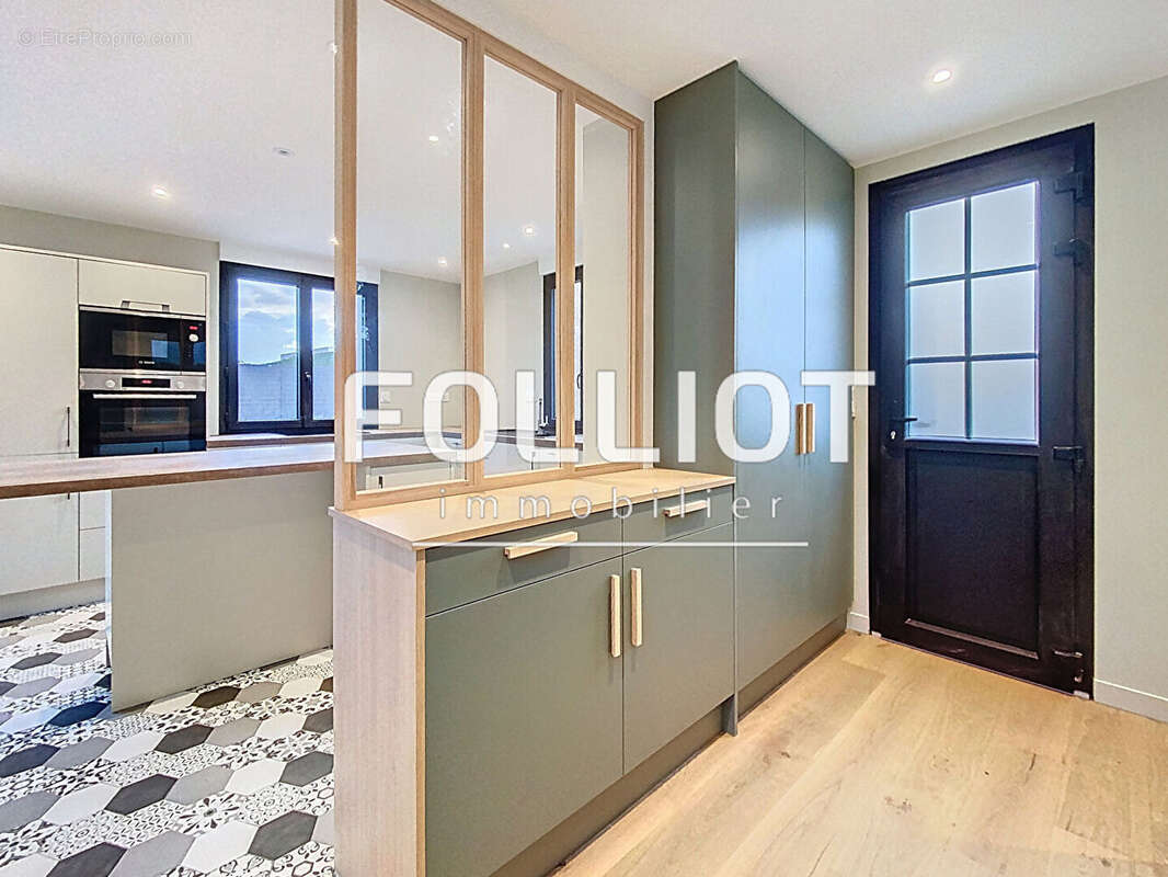 Maison à SAINT-PAIR-SUR-MER