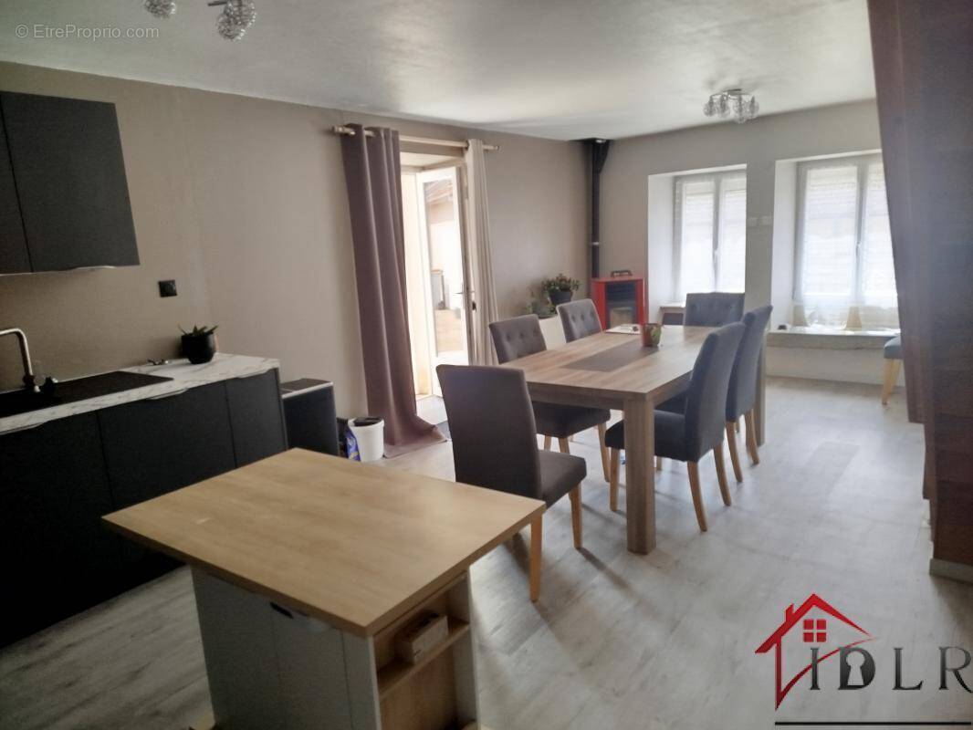 Maison à CHALINDREY