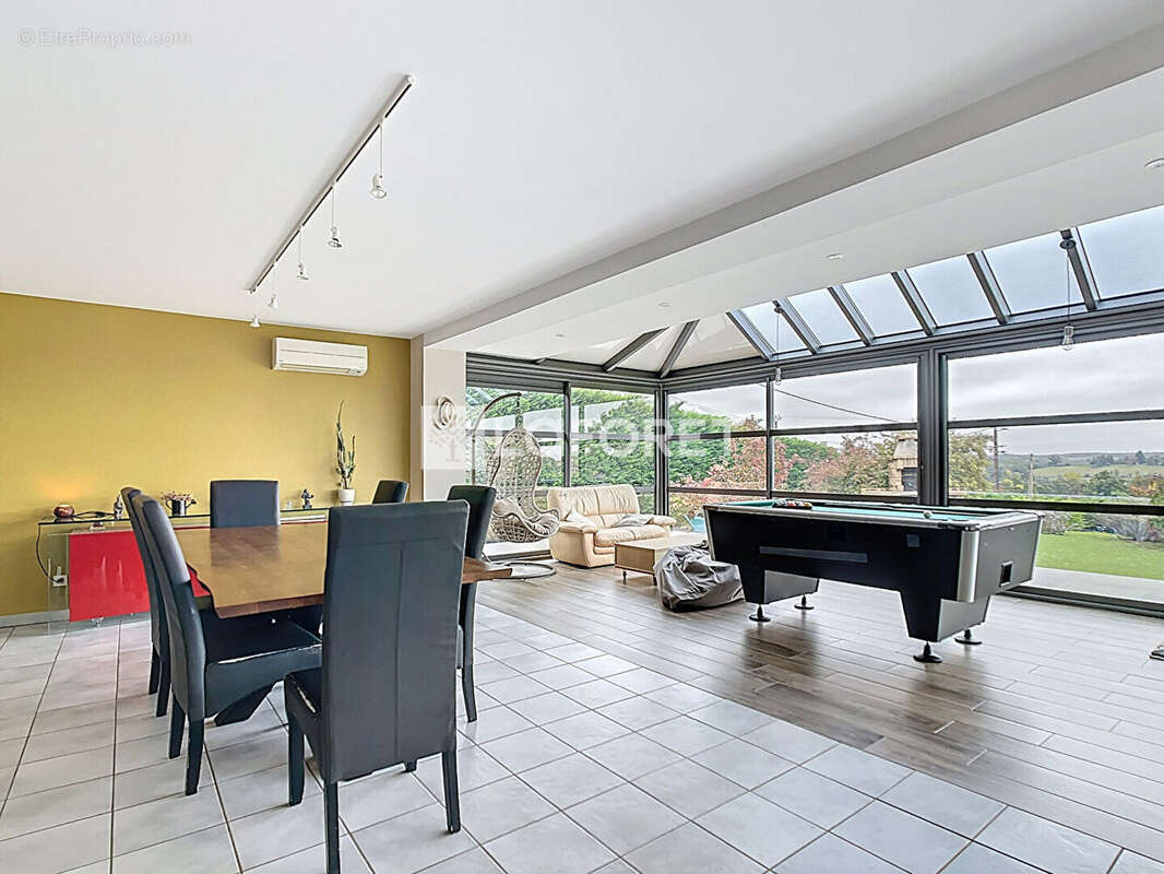 Maison à DOMPIERRE-SUR-CHALARONNE