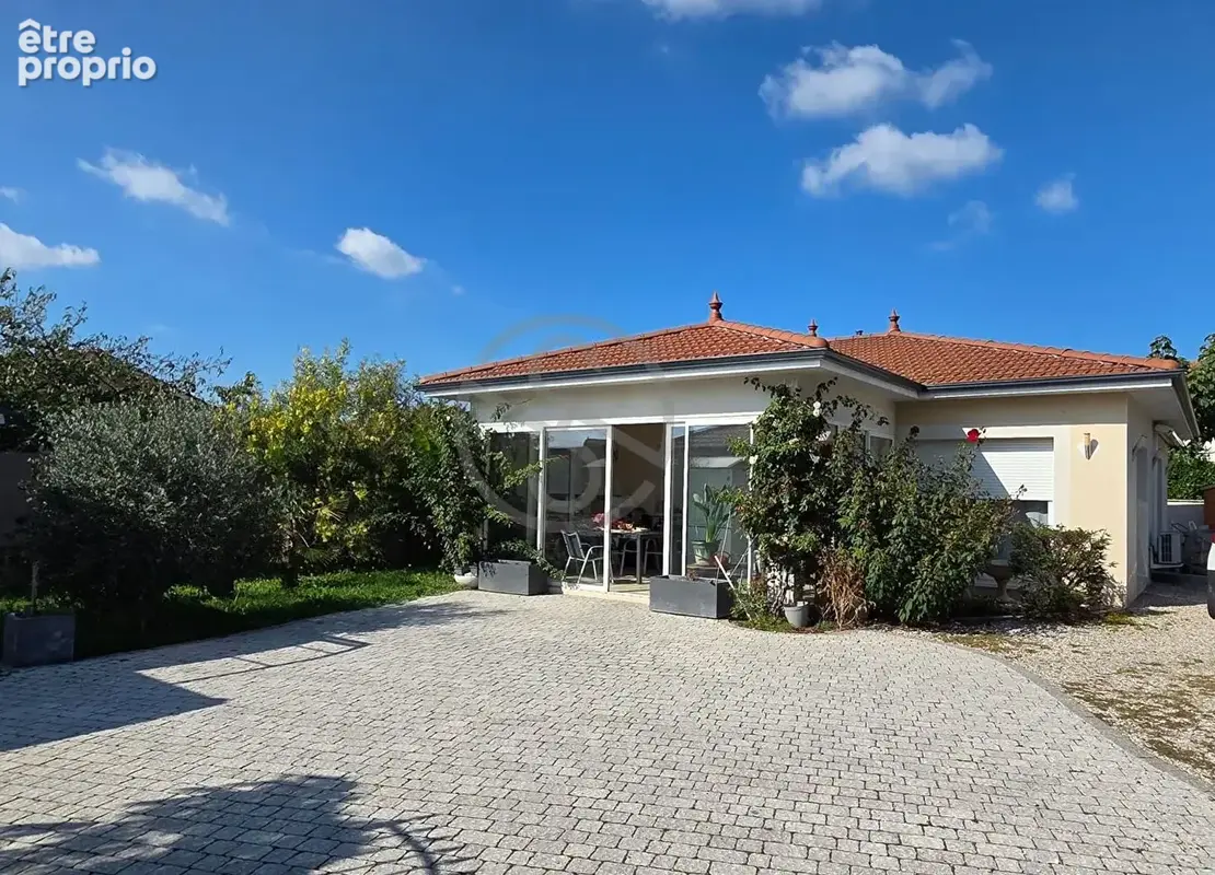 Photo Maison à Beaurepaire au prix de 269 000€