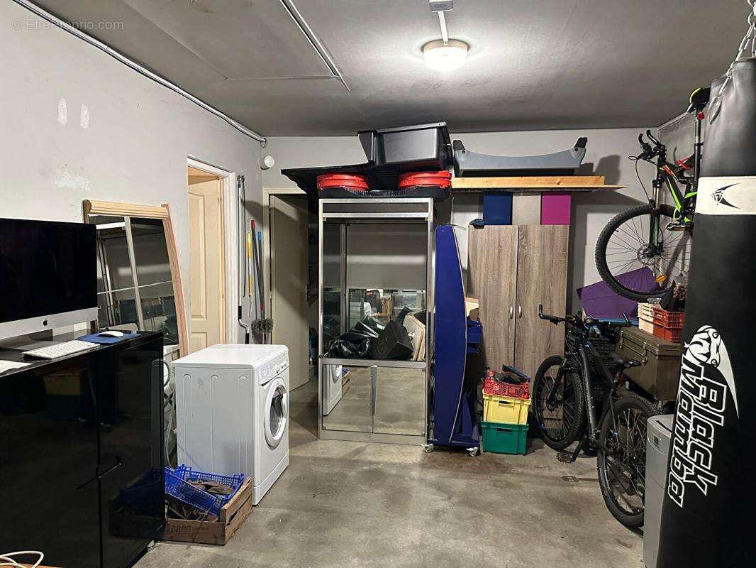 Maison à VILLEMANDEUR