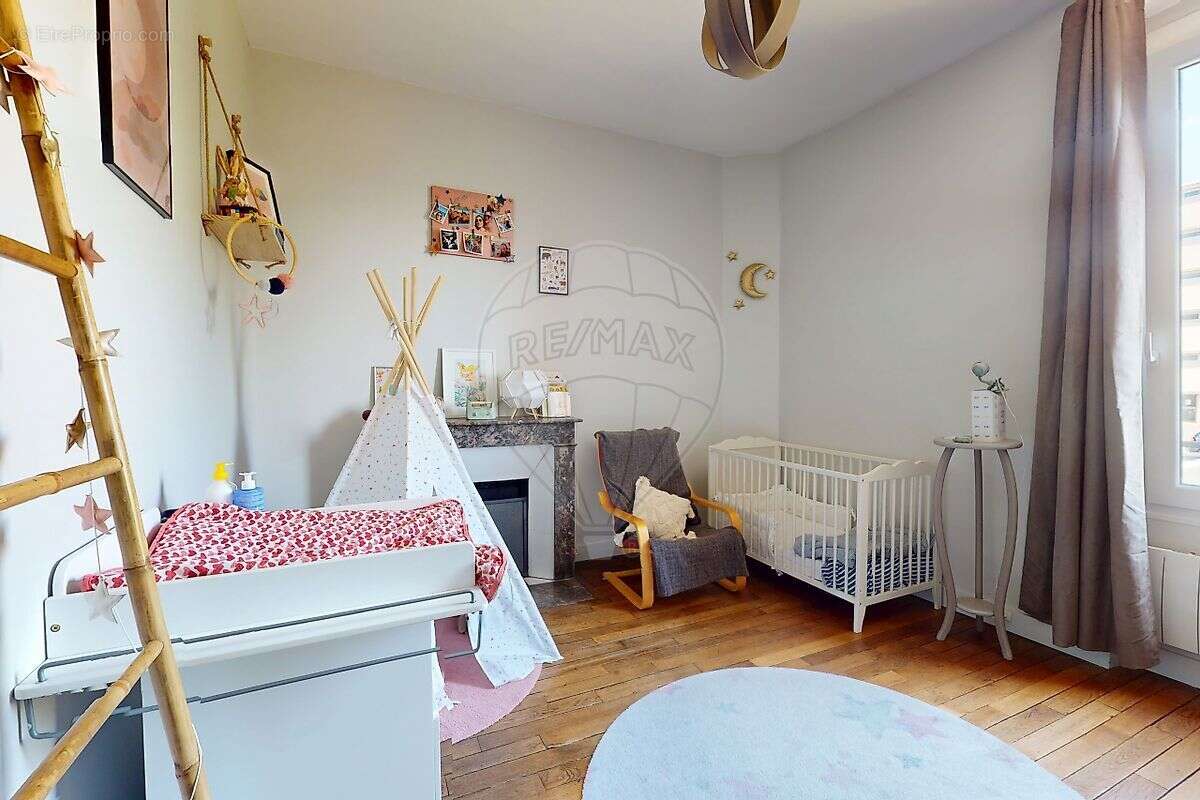 Maison à FLEURY-LES-AUBRAIS