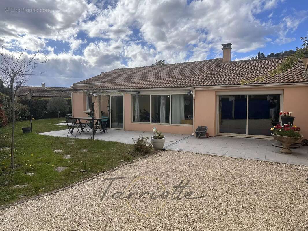 Maison à LA BATIE-ROLLAND