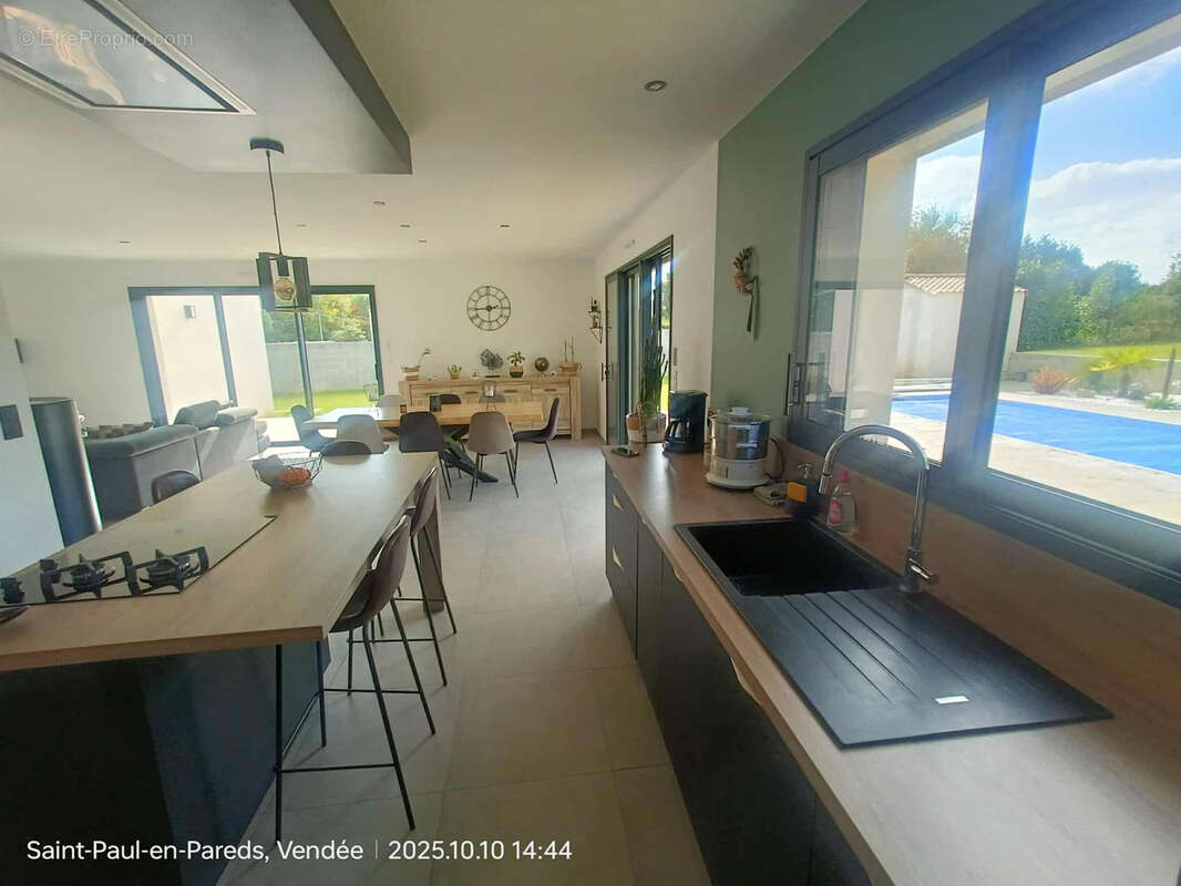 Maison à SAINT-PAUL-EN-PAREDS