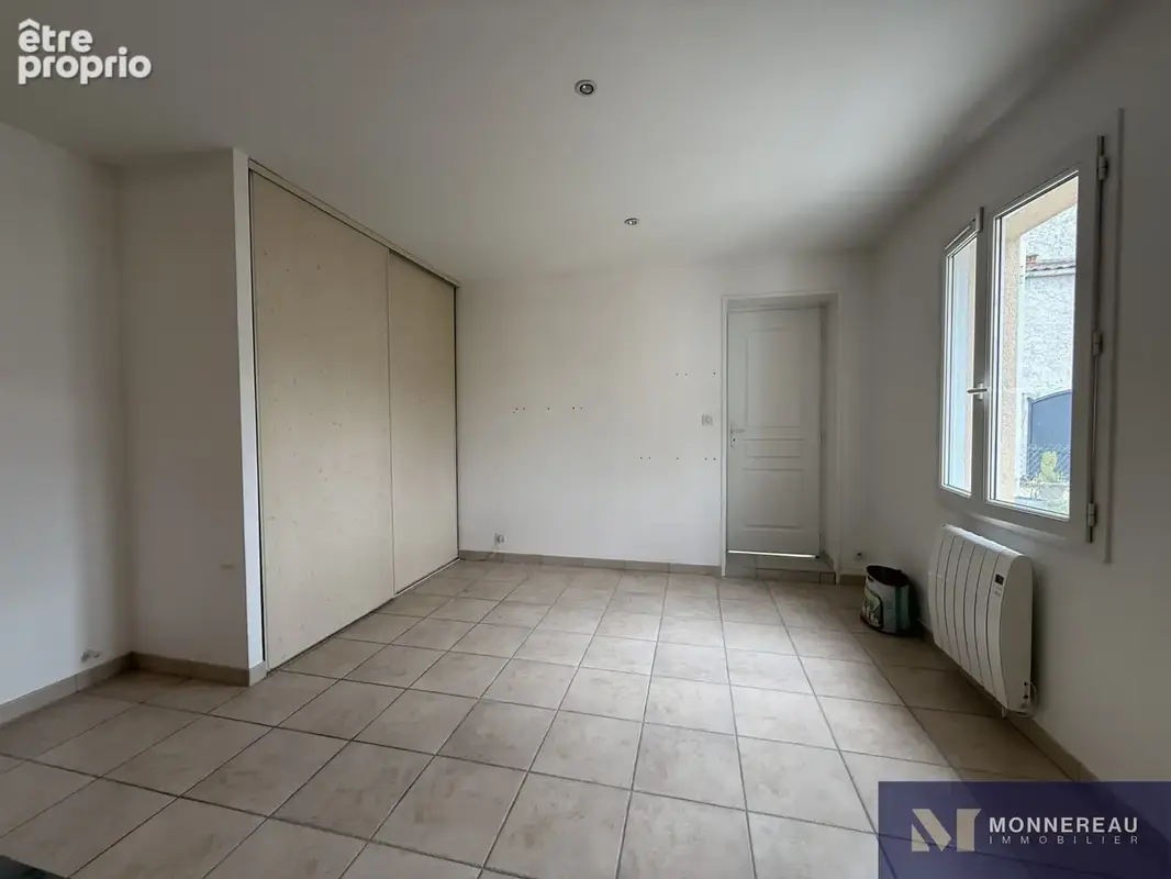 Maison de plain pied avec jardin - photo 9