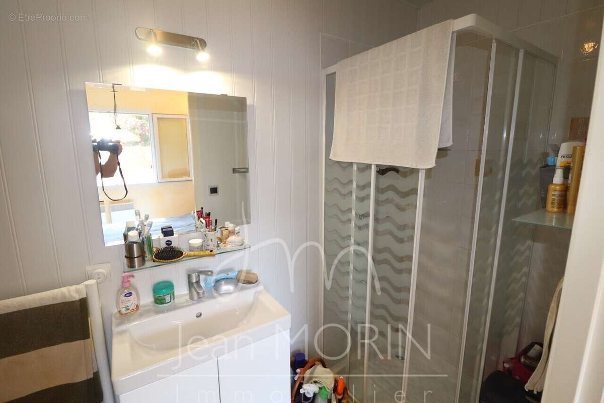 Maison à SAINT-JULIEN-EN-SAINT-ALBAN