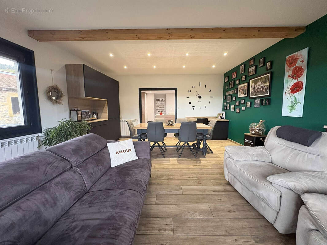 Maison à LAMURE-SUR-AZERGUES