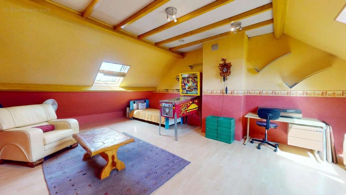 Maison à SIVRY-COURTRY