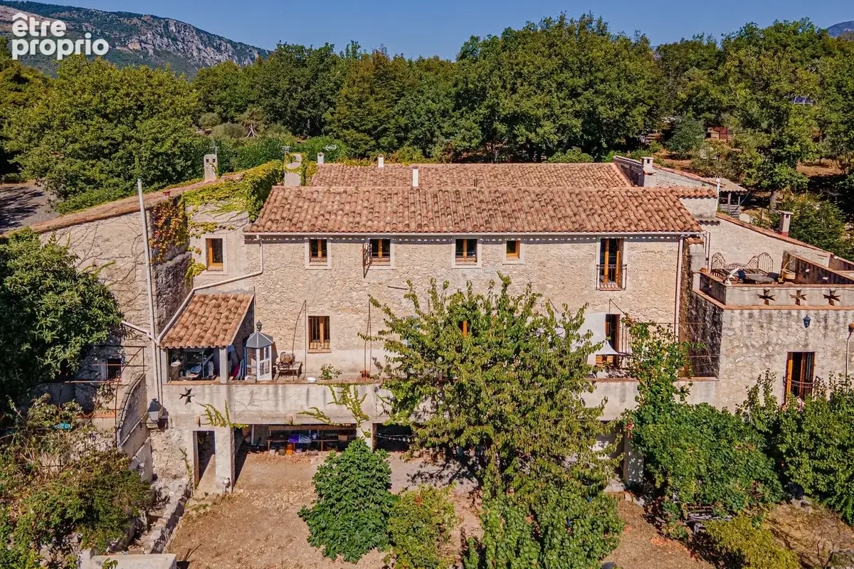 Maison 12 pièces 343 m² à vendre à Nice (06200) - photo 2