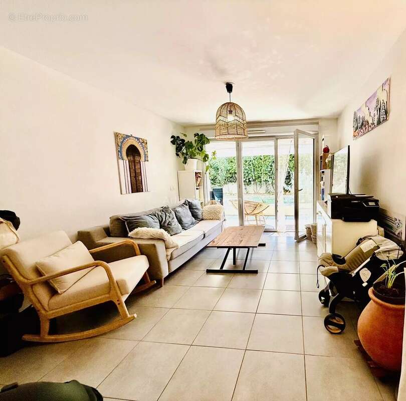 Appartement à VILLENEUVE-LOUBET