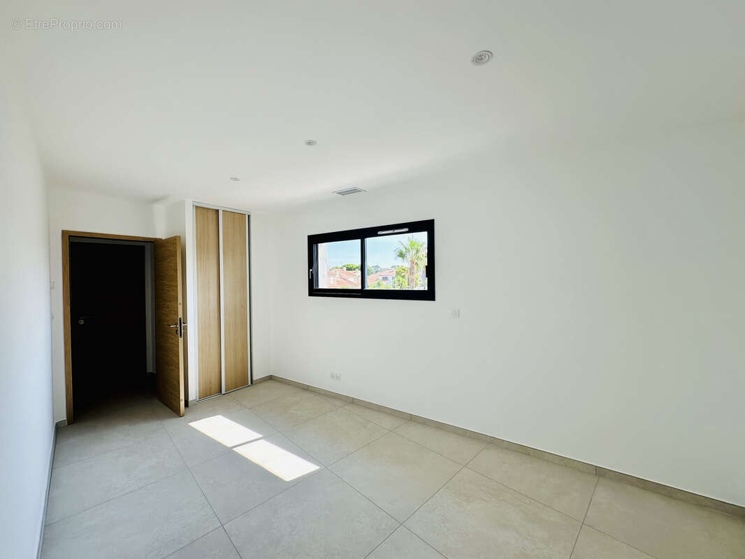 - lattes centre - villa contemporaine neuve 2026, quartier prise, materiaux haut de gamme, a 50m du tram et co - photo 14