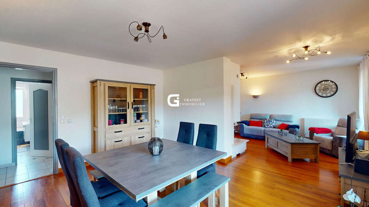 Appartement à OYONNAX