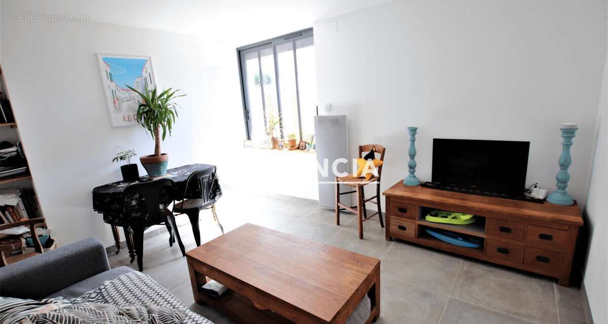 Maison à ANGOULINS