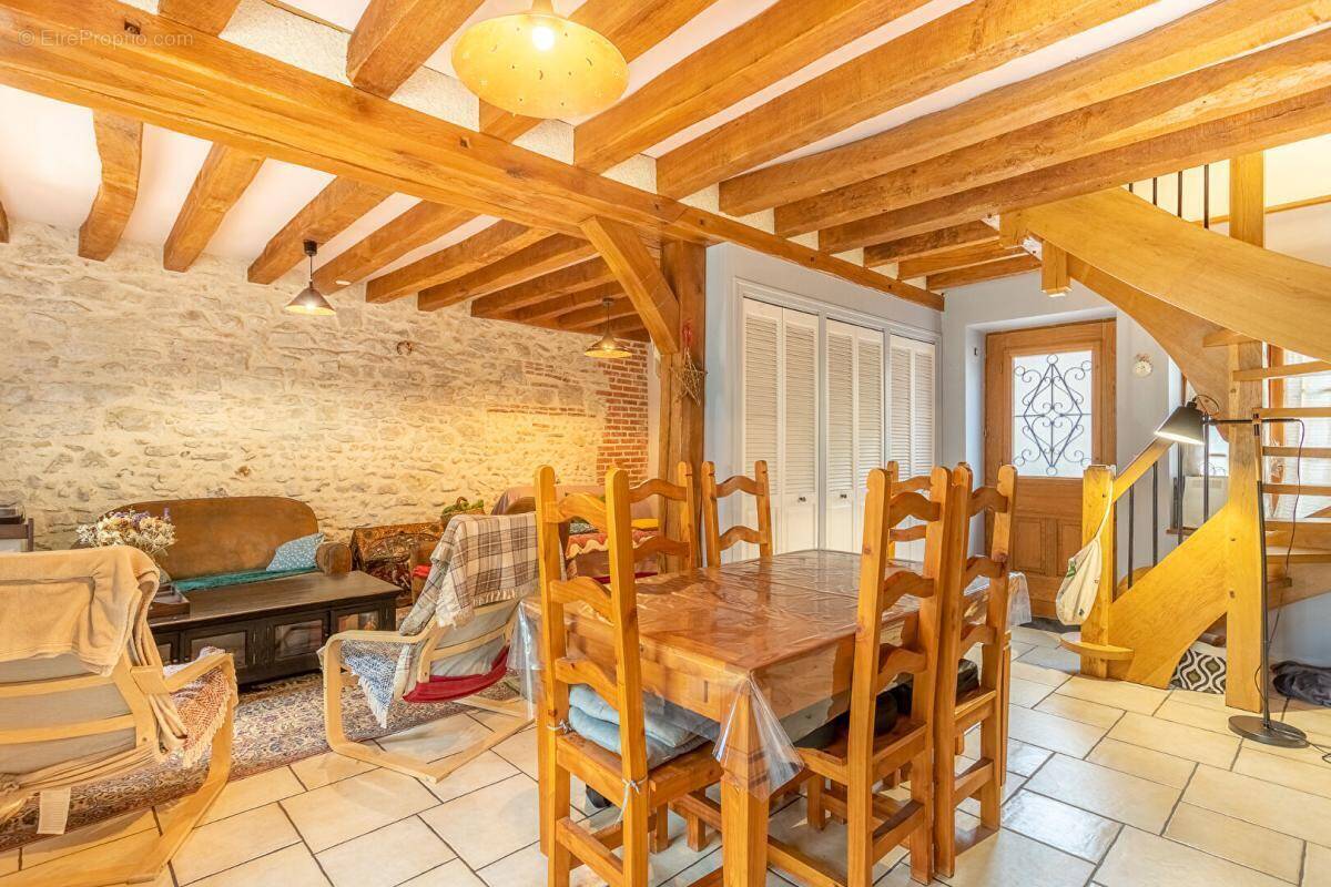 Maison à MENNETOU-SUR-CHER