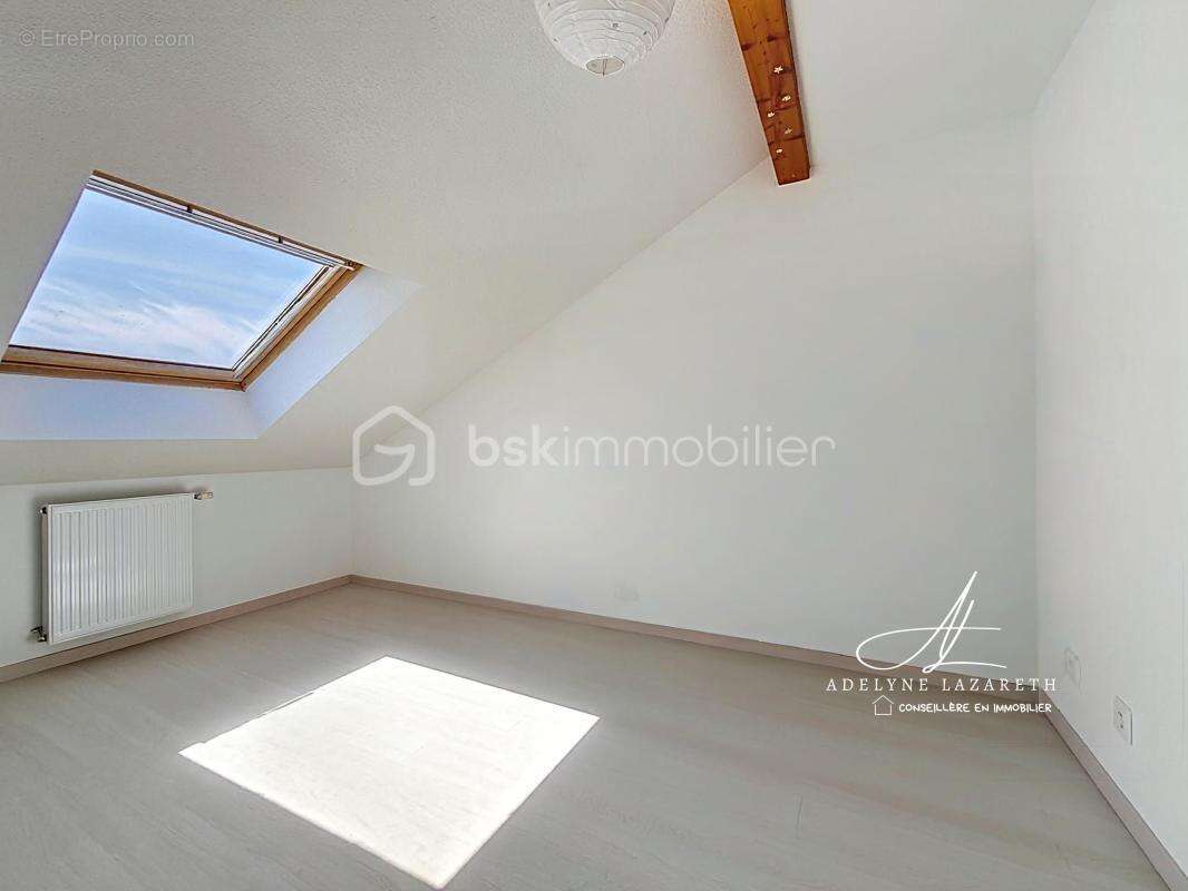 COUP DE CŒUR – T4 Duplex de 99m2 au sol avec grande terrasse sur la commune de Vieugy - photo 14