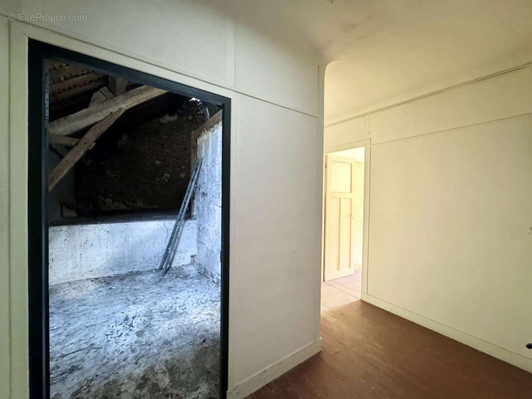 Maison à COULOMMIERS