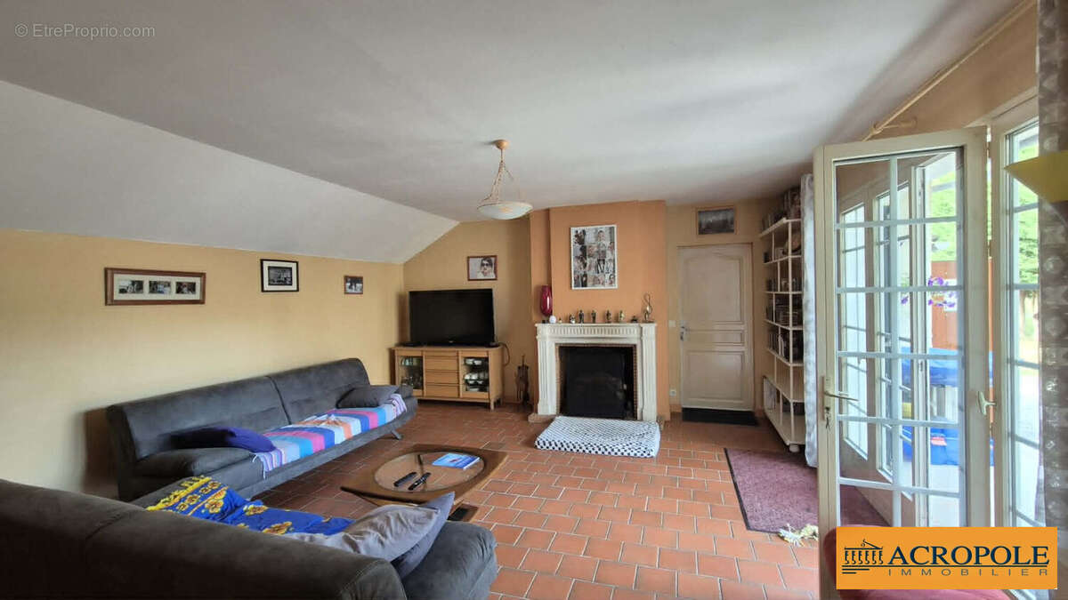 Maison 136 m² à Salbris  - photo 4