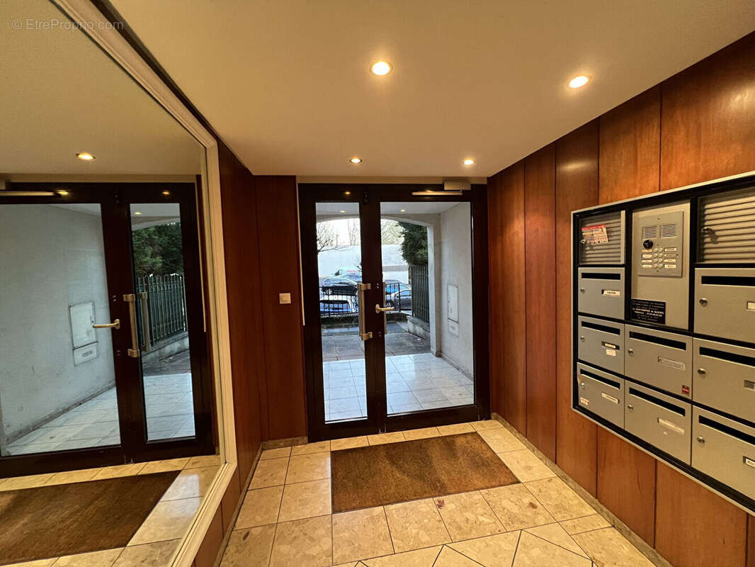 Appartement à SAINT-BRICE-SOUS-FORET