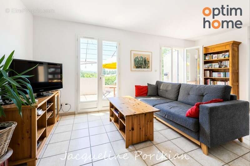 Maison à vendre 4 pièces à Villelaure avec piscine - photo 4